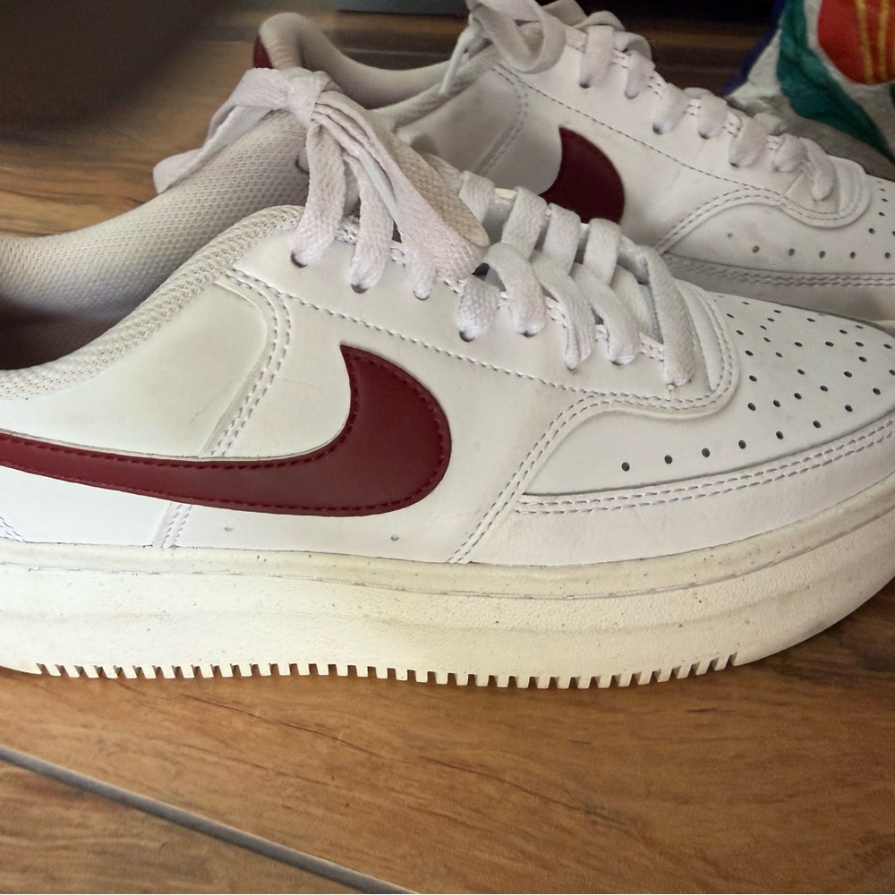 Nike White Leather Sneakers with Maroon Swoosh - Picture 1 of 5
